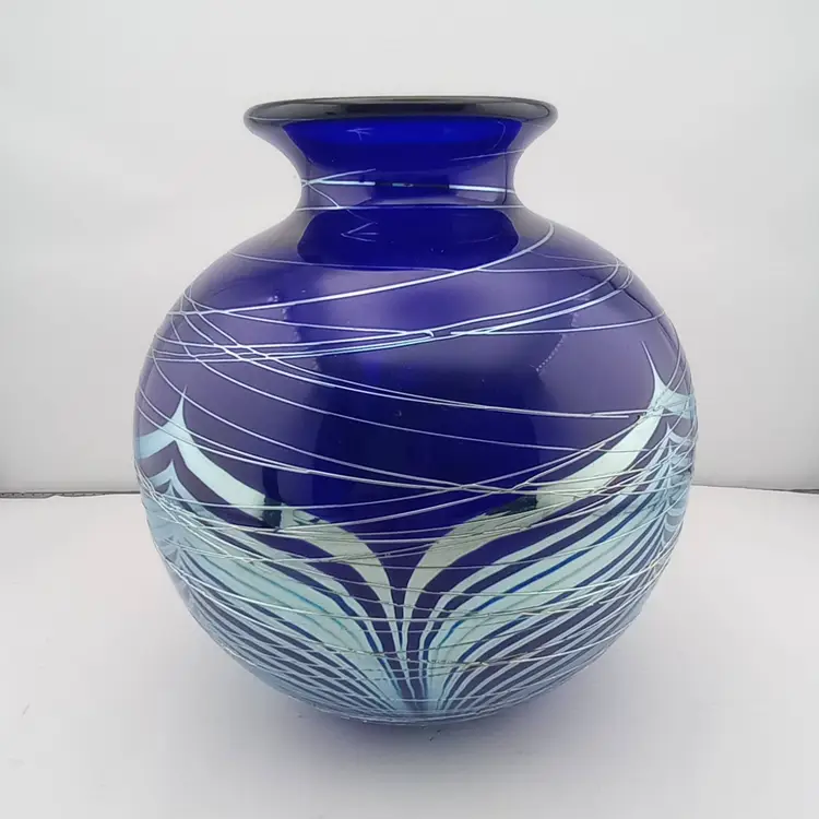 Steven Correia artist proof vase with pulled feathers and threads