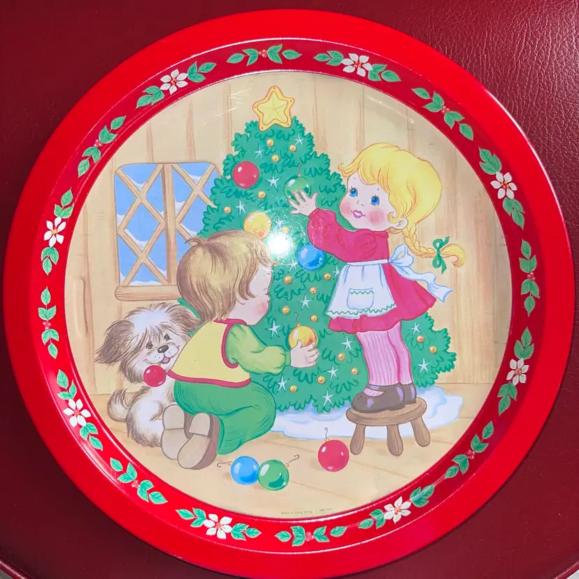 RARE Vintage W. A. 1982 Metal Christmas Serving Tray Cookie Platter 13” Round