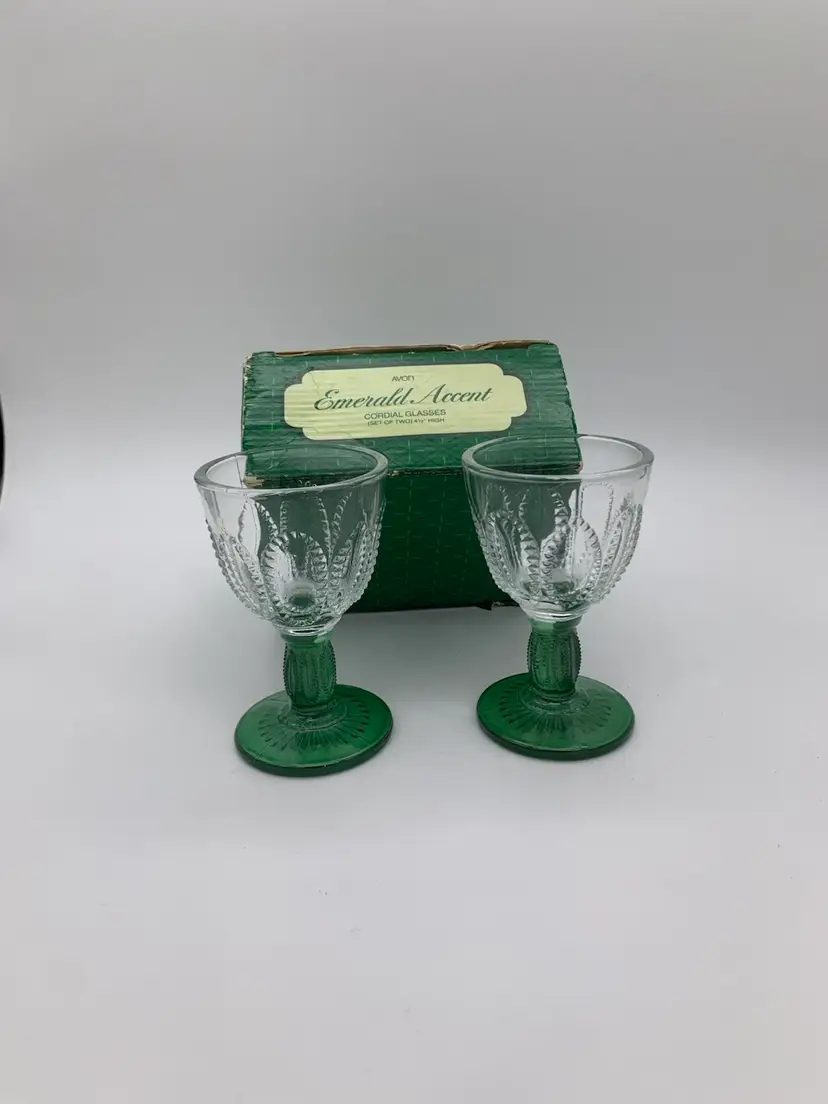 Set Of 2 Vintage Avon Original Emerald Accent Footed Cordial Glasses 1982