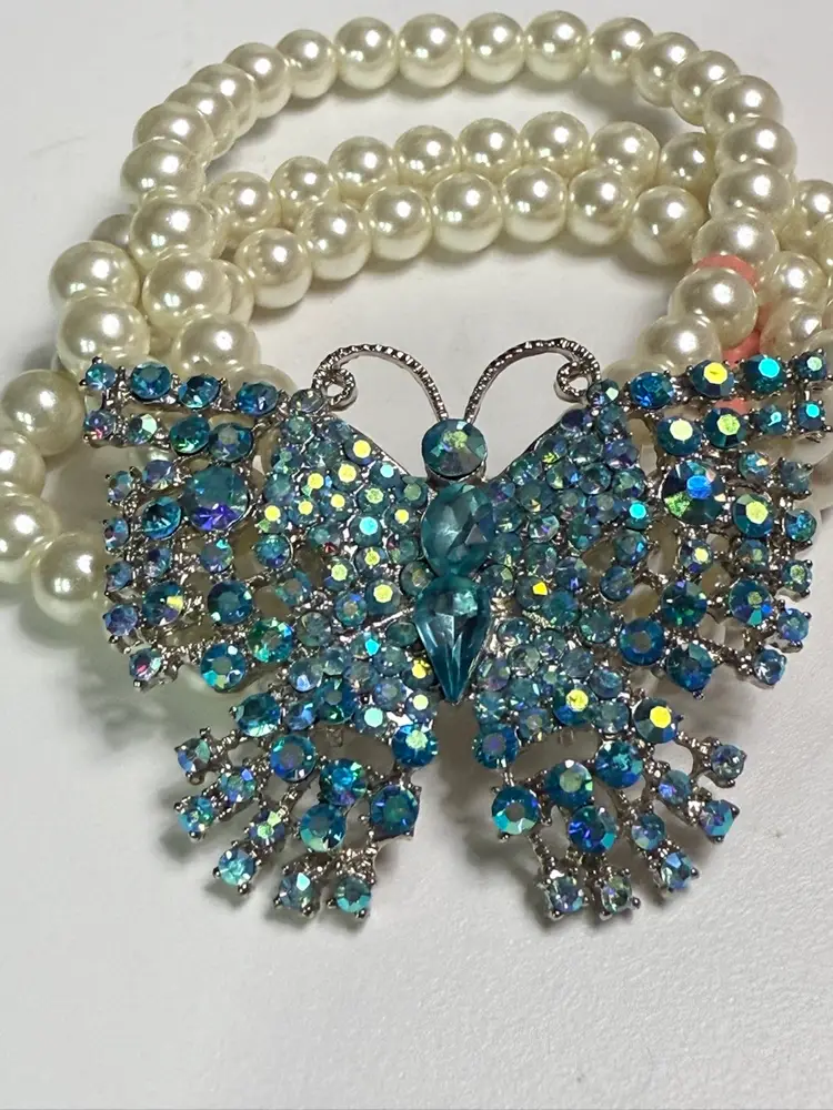 Blue Crystal Butterfly & Pearl Bracelet – Silver Tone Stretch Design, Statement Rhinestone Jewelry