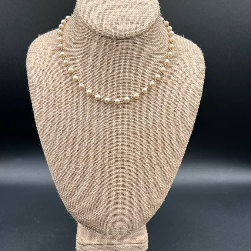 #06 Faux Pearl Choker Necklace Silver Tone Metal Hook Clasp 18.5”