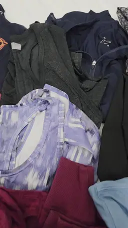 Women's Athleisure- 17 pieces XS-1X