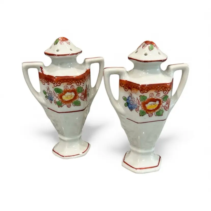 Vintage Japan Ceramic Salt And Pepper Shakers With Floral Design