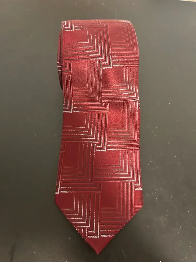 Kenneth Cole NY Red Burgundy Tie.
