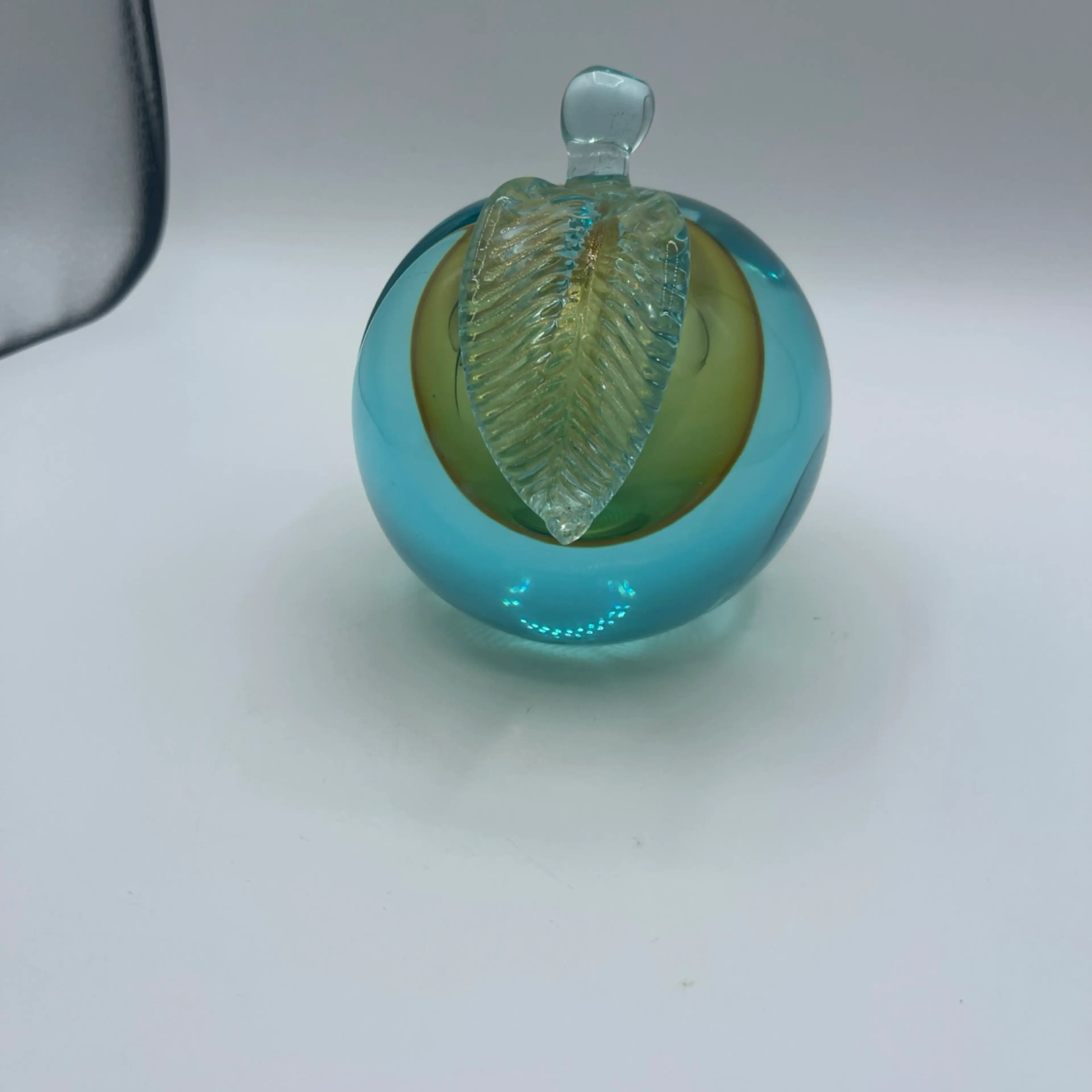 Image 4 of 12