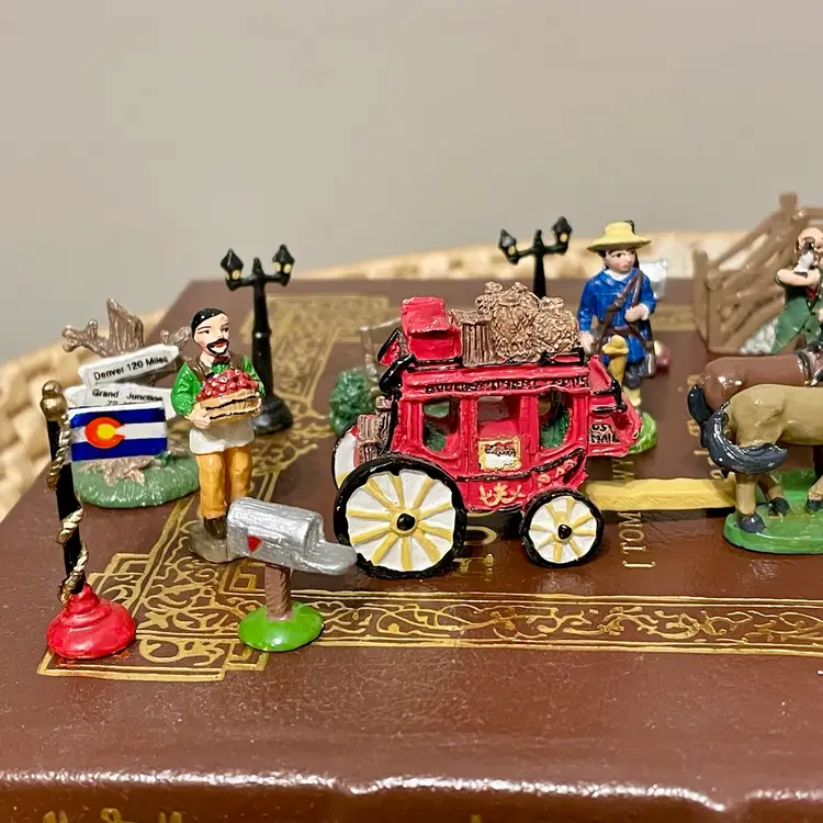 Liberty Falls Hand Painted Miniature Pewter Figures