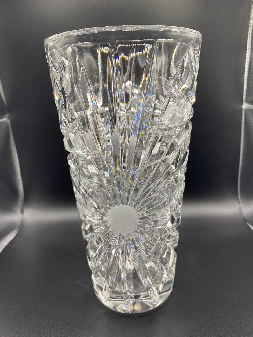 Hand Cut Lead Crystal Vase With Sunburst Pattern