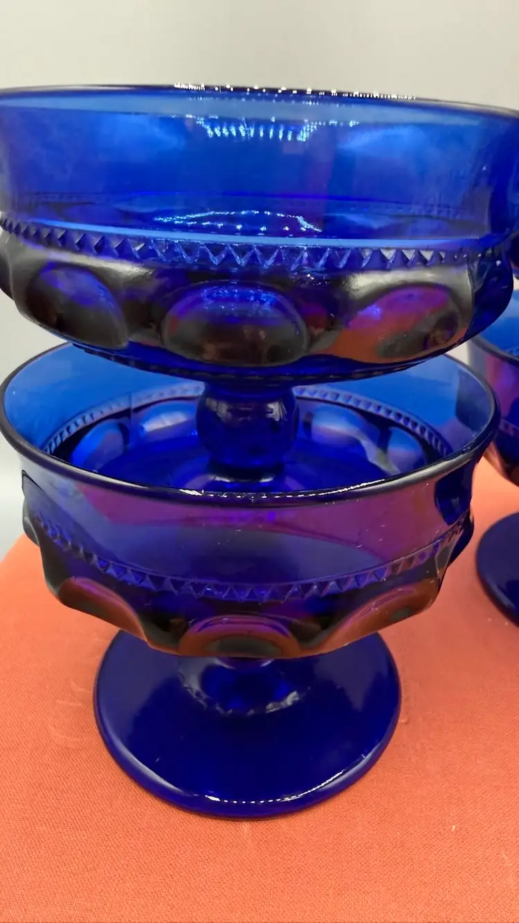 #02 Vtg Cobalt Blue Kings Crown Dessert Champaign/Sherbet Glasses - Set of 4 1960s/70s   3 1/4”x4”