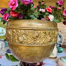 Antique English Brass Indoor Planter with Embossed Rose Design Border - 9" x 8" Brass Planter READ