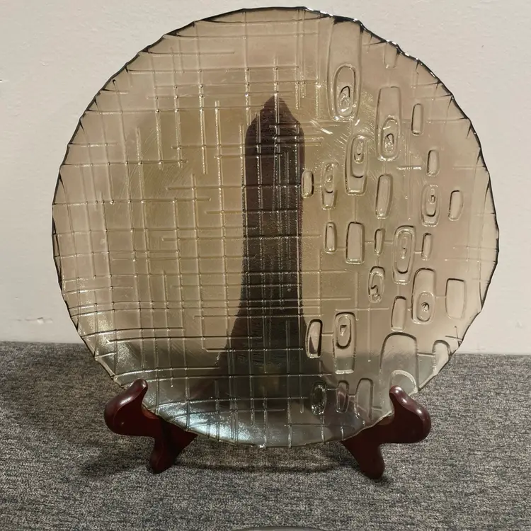 Pier 1 Smoky Amber Glass Set Of 2 Plates MCM Style 8.5" Salad/Dessert/Brunch/Lunch New