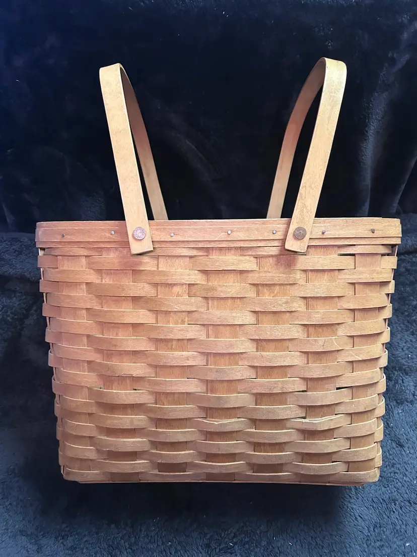 Longaberger Gathering Basket W/Handles Signed HRM dated 1991  11.25 X15.5X 9