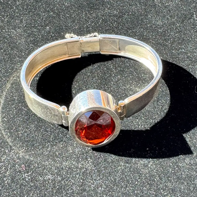 Vintage Sterling Silver Cherry Amber Cuff Bracelet 9” Diameter Safety Chain