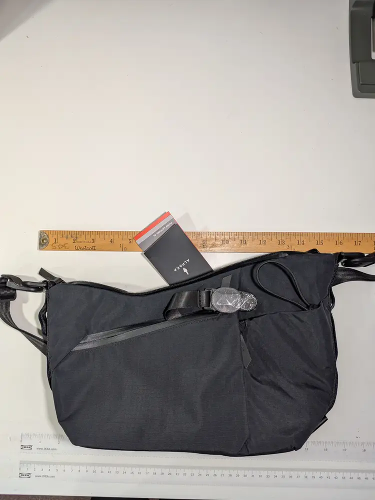 NWT Alpaka Flow Satchel (4L) Black | Axoflux 210D