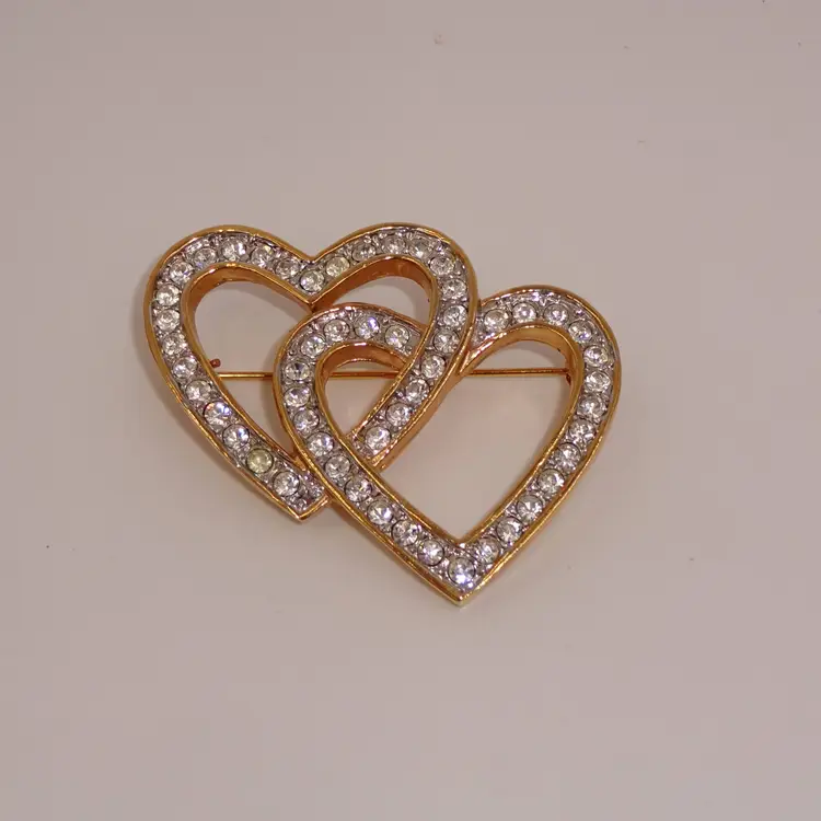 Vintage Roman Rhinestones Double Heart Brooch Clear Gold Tone Scarf Pin Marked