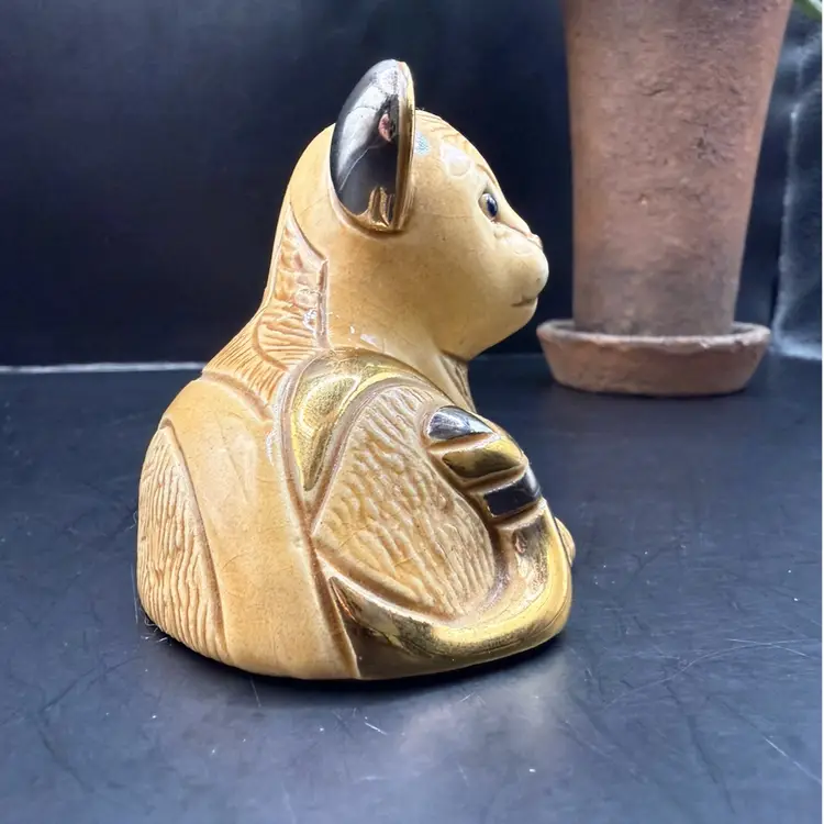 Artisania Rinconada De Rosa Lion Cub Gold & Platinum Glaze Pottery Figurine 3x2.5”