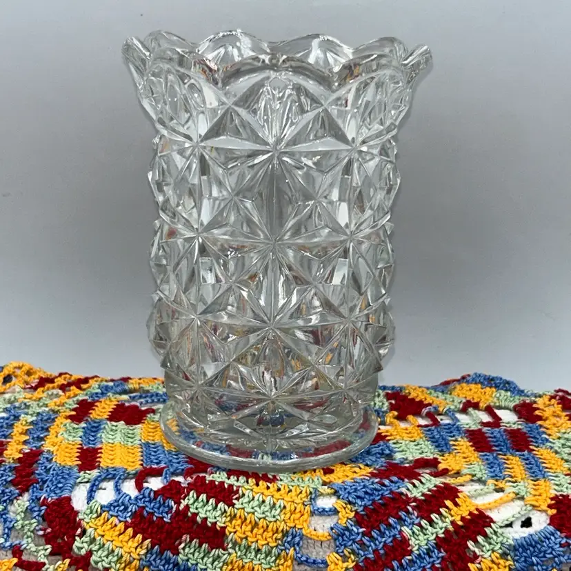 Vintage Tiffin Willamsburg Elegant Glass Vase