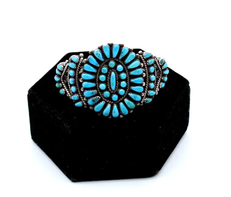 Vintage Zuni Petit Point cluster turquoise sterling silver cuff bracelet 45.09g