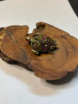 Hollycraft Sea Turtle Brooch Gold Tone Pink Rhinestones Signed Vintage