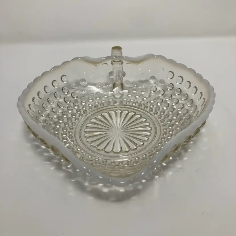Anchor Hocking Opalescent Edges  Hobnail Bonbon Handled Dish! 7” Handle To Tip!
