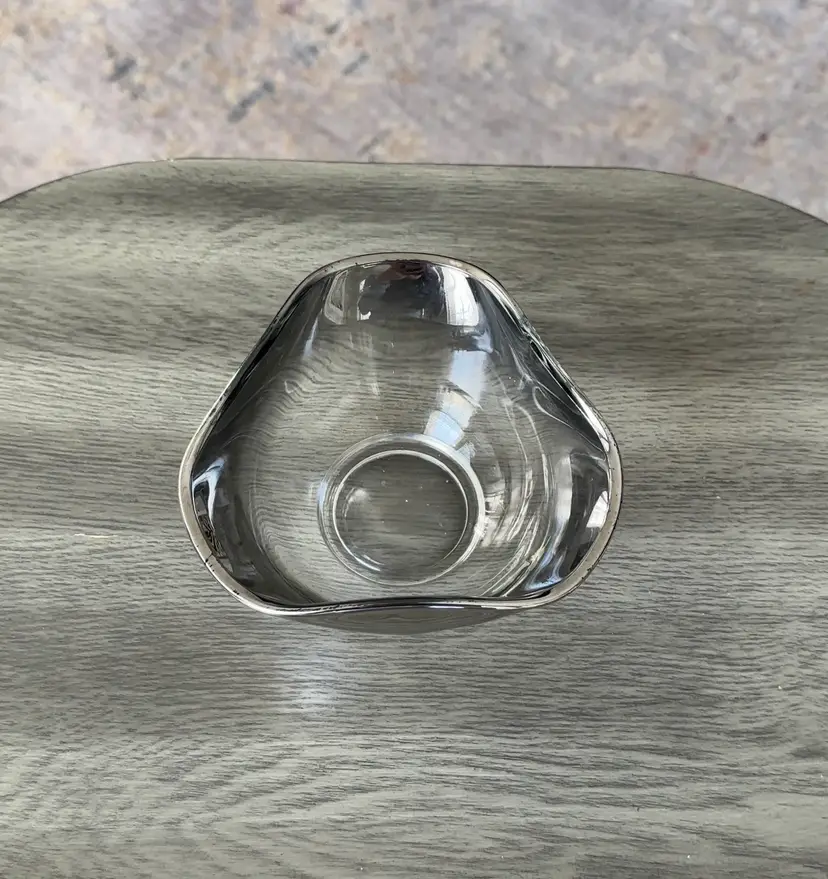 Dorothy Thorpe Style MCM Silver Ombré Fade Triangle Dessert Bowl