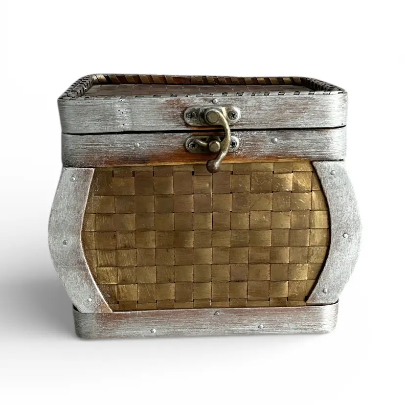 Vintage Bombay Style Woven Wicker Storage Box Gold And Silver Tone W/Metal Closure Hinged Lid