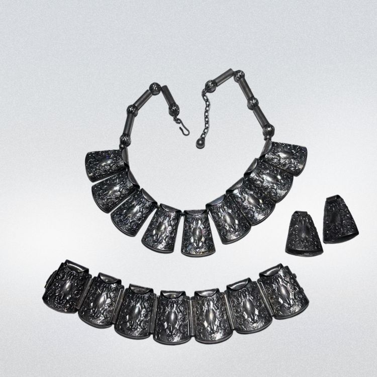 1950's NAPIER Art Nouveau Necklace, Earrings, And Bracelet Art Deco (TESTED)
