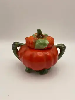 VTG Royal Bayreuth Tomato Vegetable Covered Sugar Bowl Double Handle Bavaria