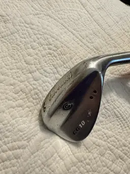 CG 10 Cleveland 56 Degree Wedge. Good Condition. Dynamic Gold Shaft.