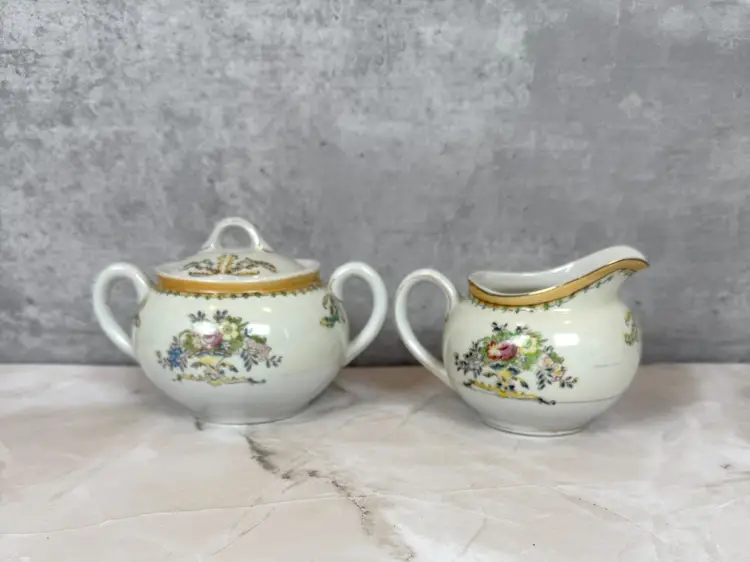 Gilded Floral Porcelain Creamer & Sugar Bowl Set, Taico Japan, 1950s, Mid Century Kitchenware (0112-26)