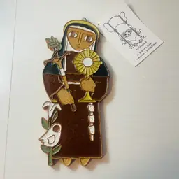 St Andrews Abbey Handmade Ceramic Ornament St Clare With Tag