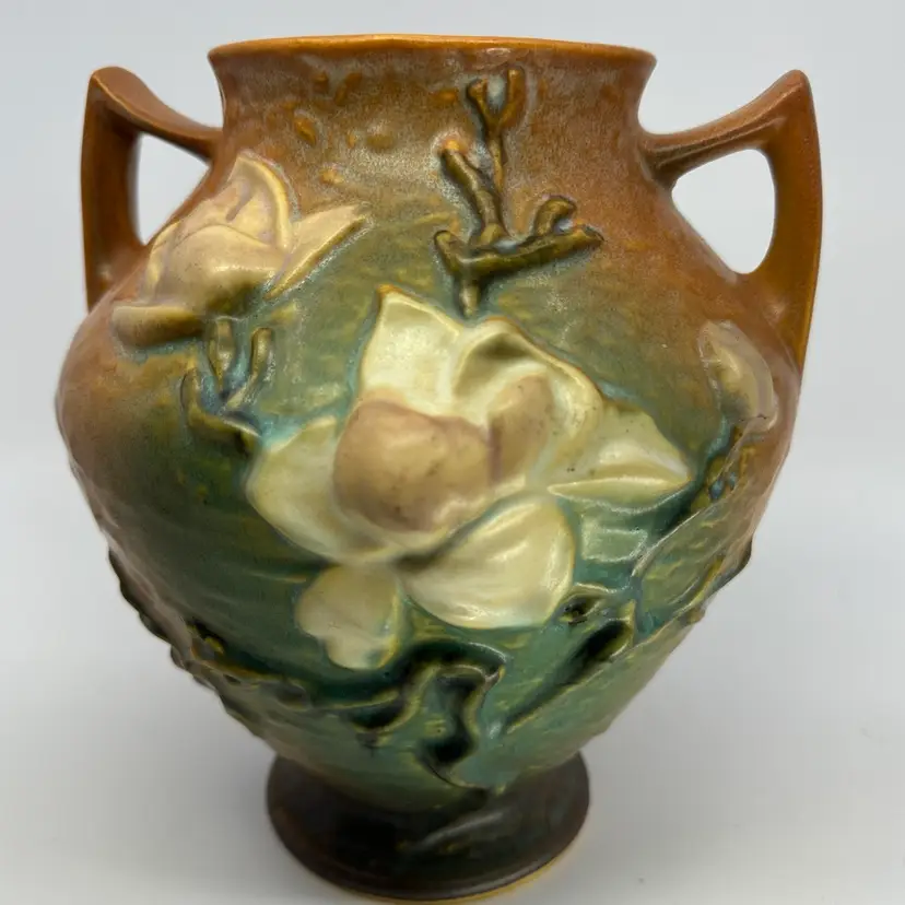 Roseville 1940s Pottery USA Magnolia Green Orange Double Handled Vase 8.5”