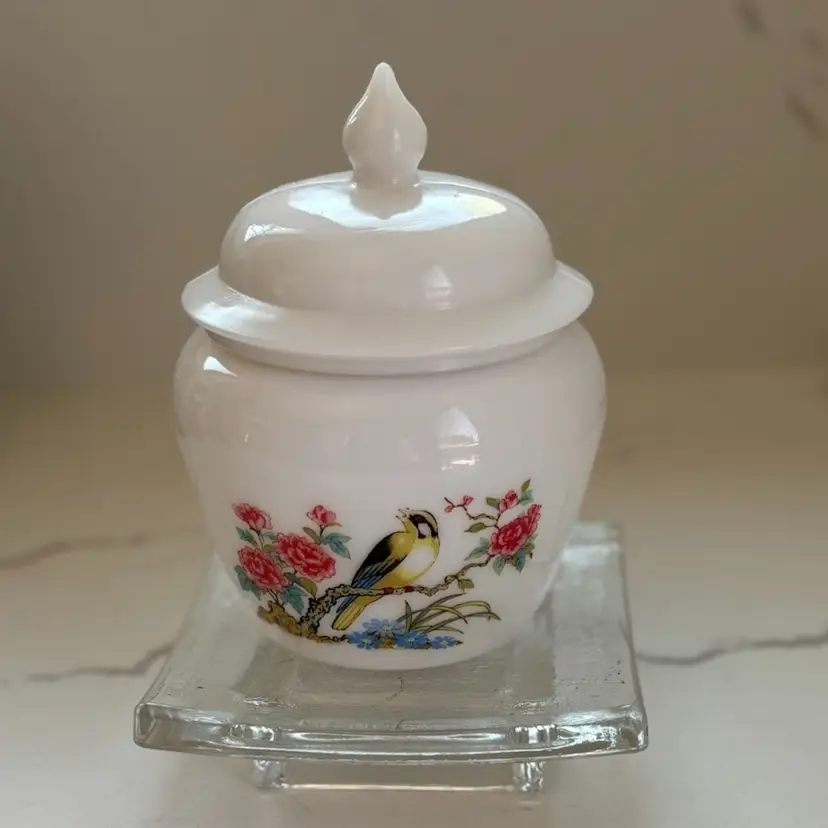 Vintage Avon White Milk Glass Lidded Ginger Jar With Bird