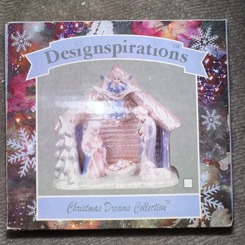 NOS Vintage 2002 Designspirations Christmas Dreams Collection Nativity Figurine