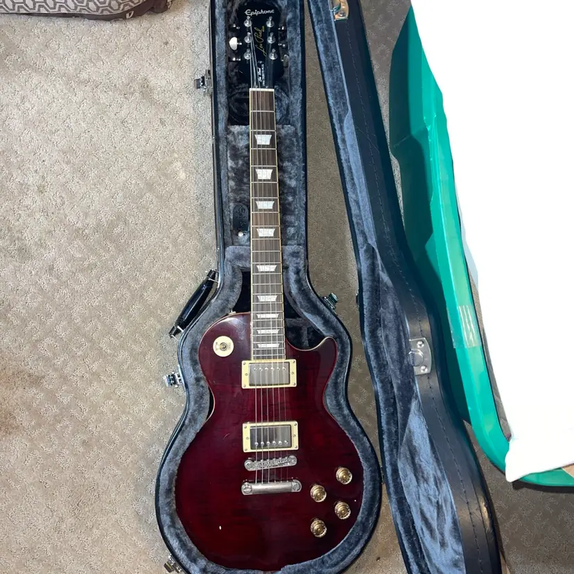 Epiphone Les Paul 1960 Tribute Plus Guitar With Straps And Case See Description
