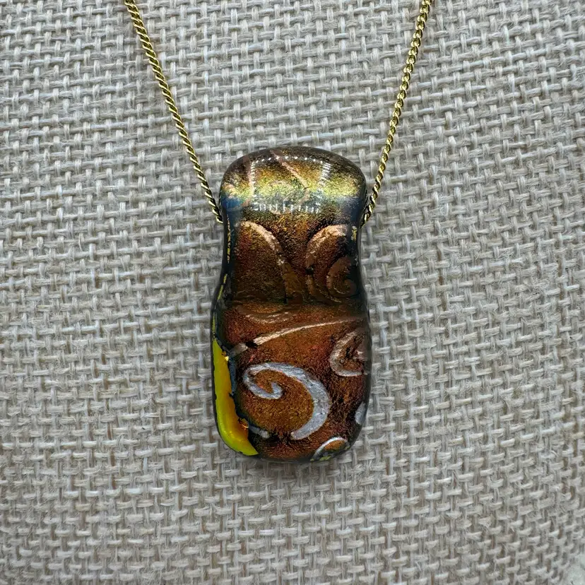Art Glass Pendant Gold Tone Necklace