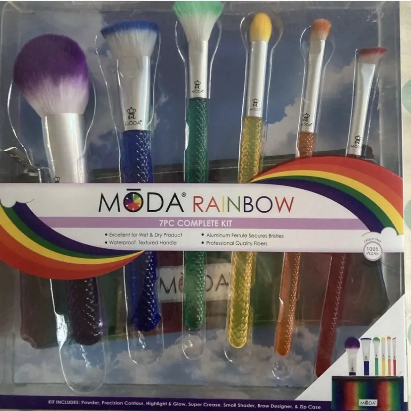 Moda Rainbow  7pc Makeup Brush Set & make up bag New in Box 100% vegan Full Face