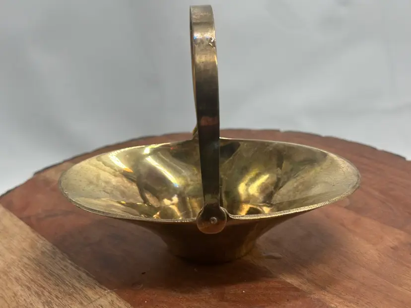 Vintage Solid Brass Oval Trinket Basket With Movable Handle Vanity