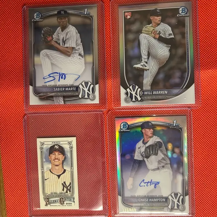 Yankees Team Lot - Auto, #, SP