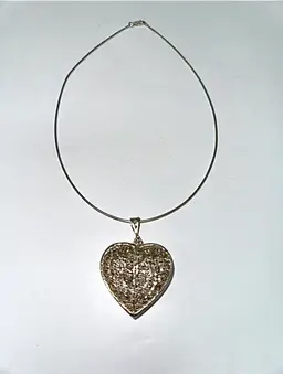 Sterling silver 925 Filagree heart with 16” chain necklace