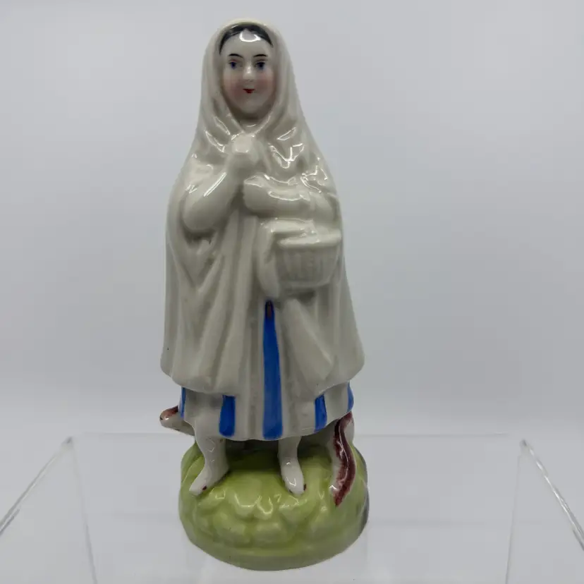 Antique English Staffordshire Porcelain Red Riding Hood & Wolf Figurine 6”