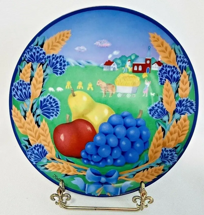1982 Danken & Heflin 8” Blue Plate Hutshenruther Germany Apple Pear Grapes