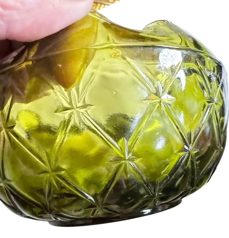 Vintage Green Indiana Quilted Ruffled Candy Dish