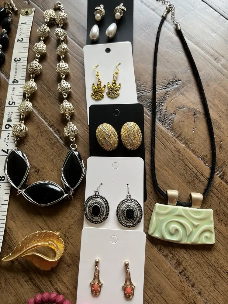 11 Pc Jewelry Lot Vintage To Modern Wearable