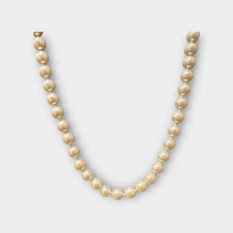 Faux Pearl Costume Necklace