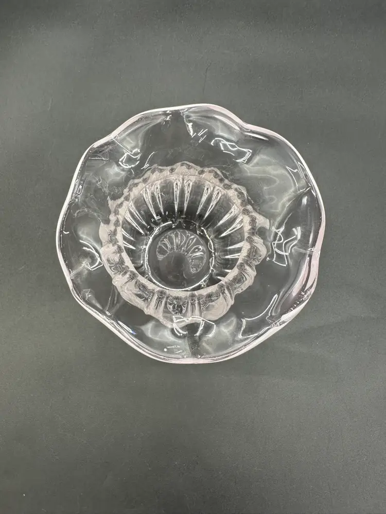 #01 Pale Pink Opalescent Rim Ruffle Satchel Vase 5”