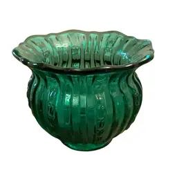 Vintage Fenton OVG (Old Virginia Glass) Emerald Green Rose Bowl 3 1/2” X 4 1/2”