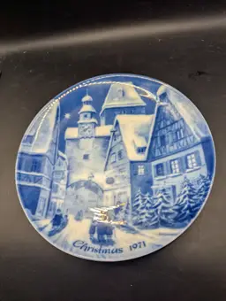 Vintage Berlin Design Genuine Blue China 1971 Christmas Plate West Germany