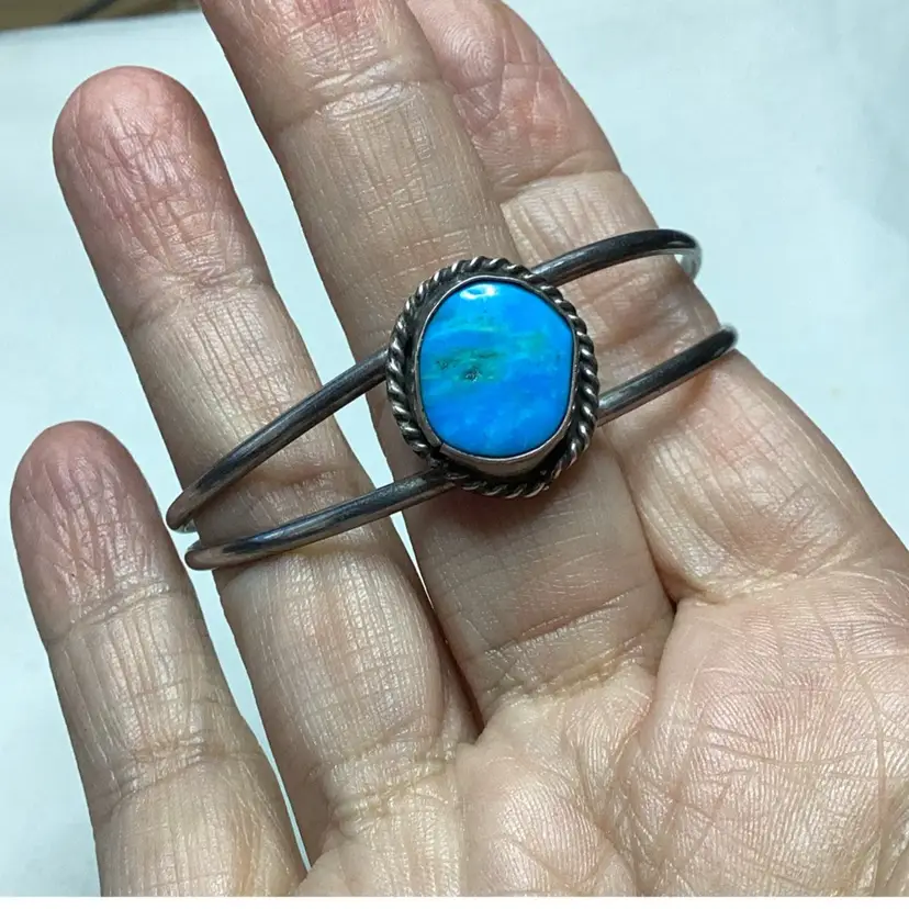 Vintage Sterling Silver Native American Navajo Turquoise Cuff Bracelet