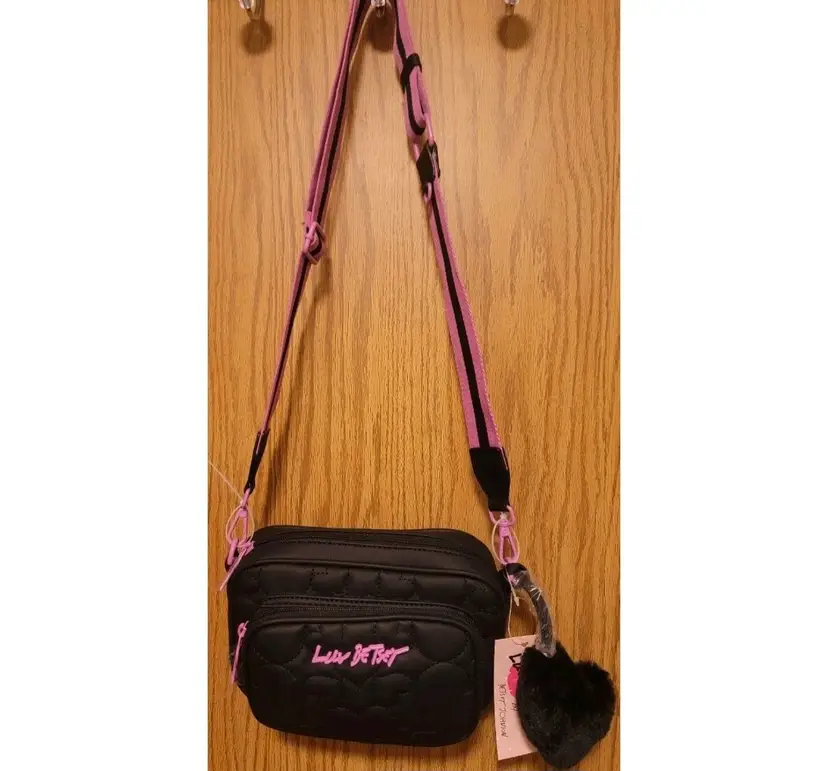 Luv Betsey By Betsey Johnson LBLIA Crossbody Bag Black W/Fuzzy Heart Charm