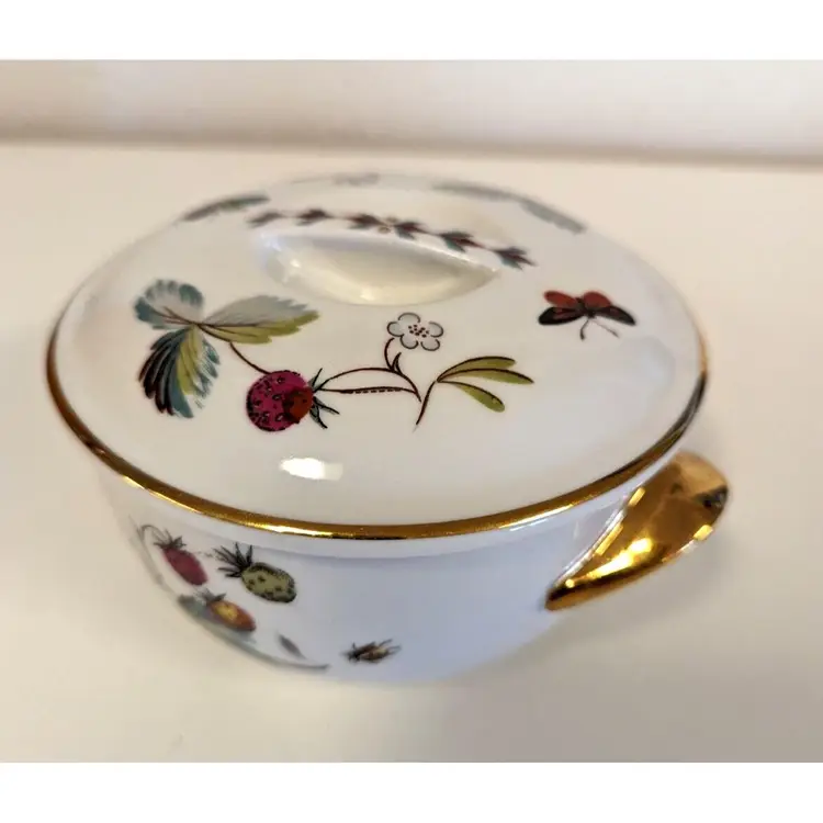 Royal Worcester Strawberry Fair Small Casserole Covered Bowl Porcelain VTG Dish